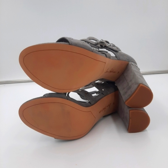 NWB Sam Edelman York Grey Studded Caged Open Toe Heels 10 - Picture 5 of 7